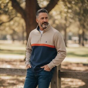 IZOD Men's Beige and Navy Sweater